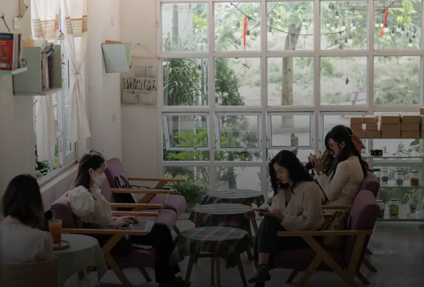 Quán cà phê yên tĩnh, bạn trẻ đến học nhóm, ôn thi ở Bắc Ninh